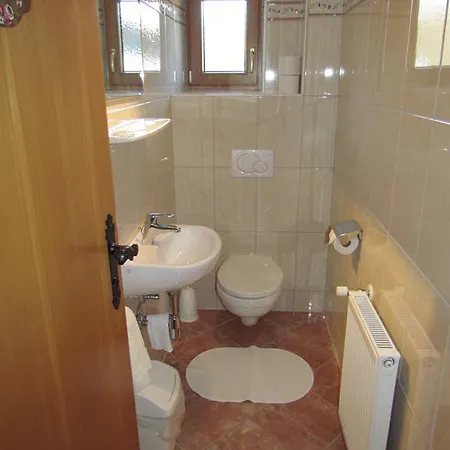 - Haus Zierl